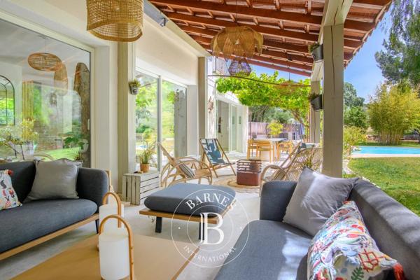 Sanary-sur-Mer, Villa 5 Chambres -  162 m² à vendre