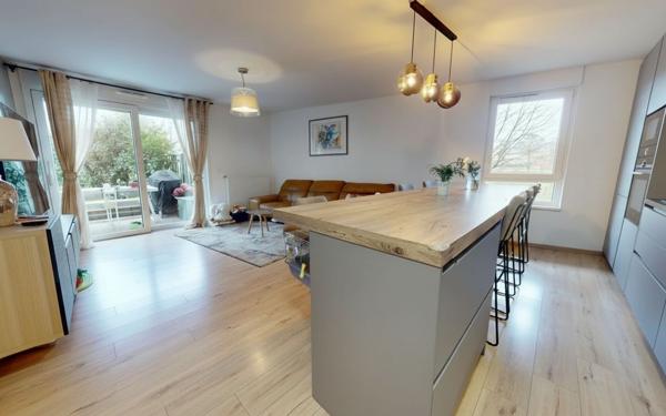 Appartement à vendre    4 pièces • 82,40 m2 Bischheim