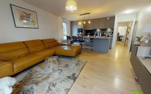 Appartement à vendre    4 pièces • 82,40 m2 Bischheim