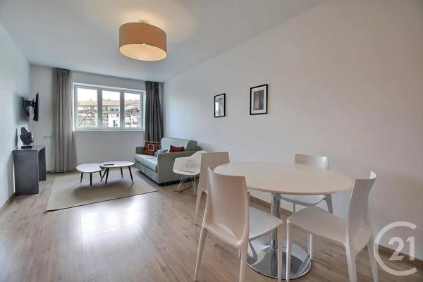 Appartement à vendre  2 pièces - 53,50 m 2   TALENCE  - 33