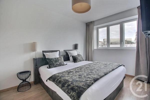 Appartement à vendre  2 pièces - 53,50 m 2   TALENCE  - 33