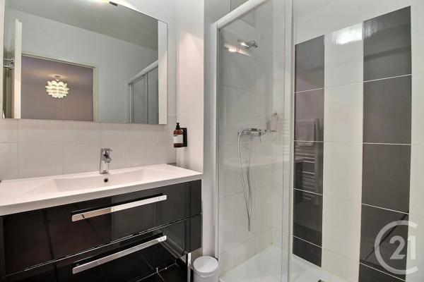 Appartement à vendre  2 pièces - 53,50 m 2   TALENCE  - 33
