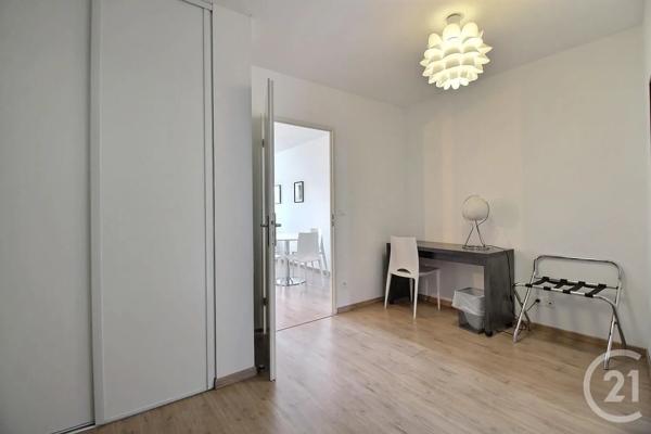 Appartement à vendre  2 pièces - 53,50 m 2   TALENCE  - 33