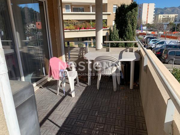 A vendre Appartement Aubagne 3 pièce(s) 68 m2 avec terrasse
