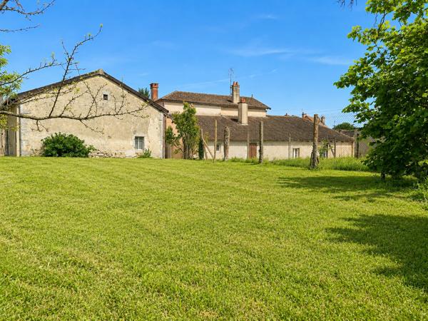 Maison Persac 3 pièces de 95m²