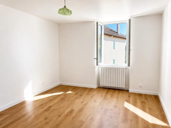 Maison Persac 3 pièces de 95m²
