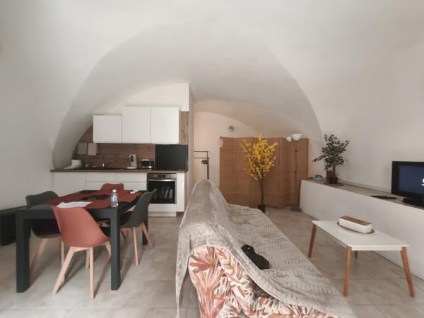 Saint-Saturnin-de-Lucian (34725) Studio de 45m2 avec coin nuit