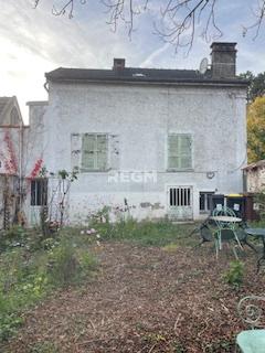 Étiolles (91450) maison de caractère avec studio indépendant en centre ville de Etiolles