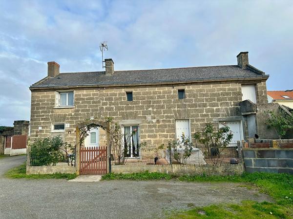 Ensemble immobilier 2 maisons - Idéal investisseur -Doué-la-Fontaine