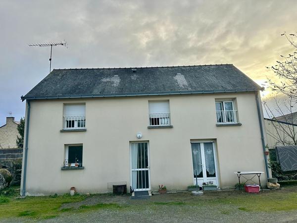 Ensemble immobilier 2 maisons - Idéal investisseur -Doué-la-Fontaine