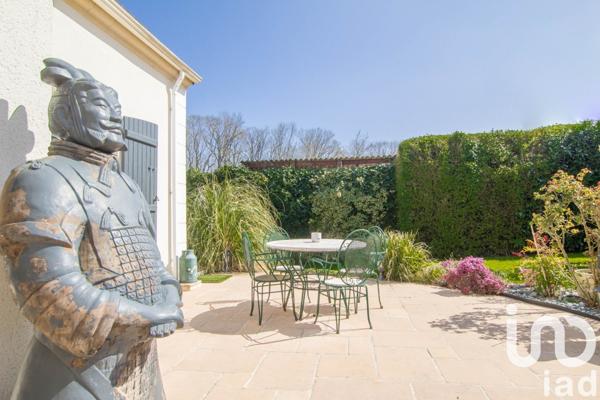 Maison 7 pièces de 178 m² à Nozay (91620)