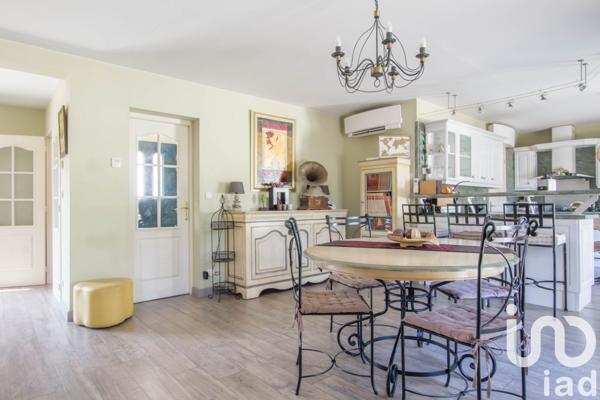 Maison 7 pièces de 178 m² à Nozay (91620)