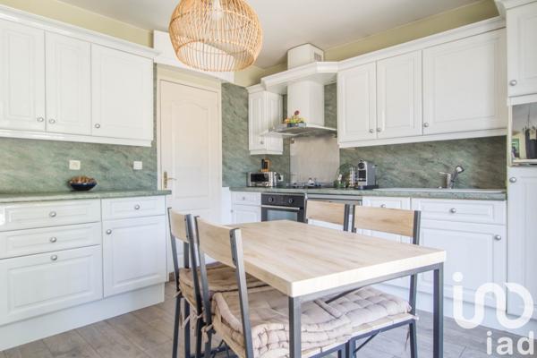 Maison 7 pièces de 178 m² à Nozay (91620)