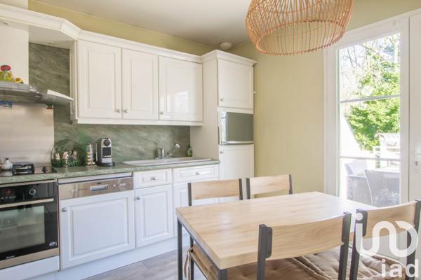 Maison 7 pièces de 178 m² à Nozay (91620)