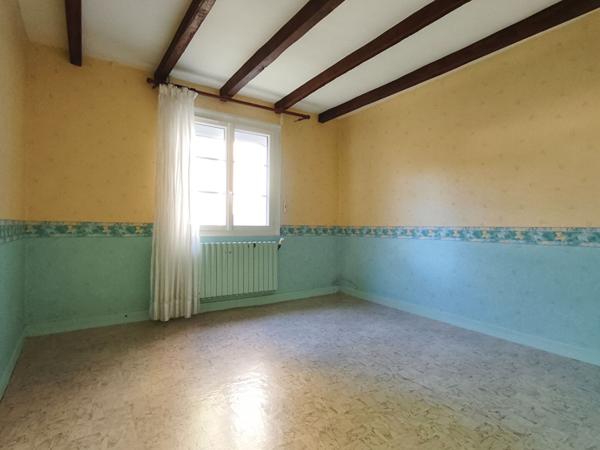 Corps de ferme à Chaunay