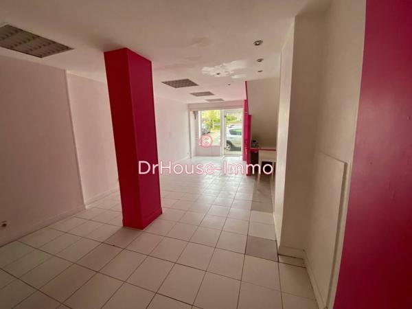 Immeuble à vendre 6 pièces de 109 m²