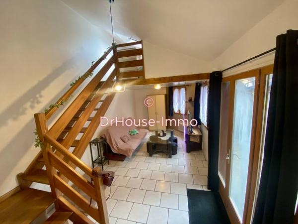 Immeuble à vendre 6 pièces de 109 m²