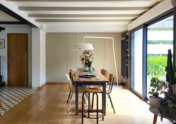 Maison avec belle rénovation, commerces à pieds !