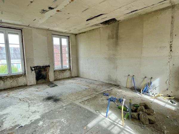 Immeuble à CROZANT (23160)