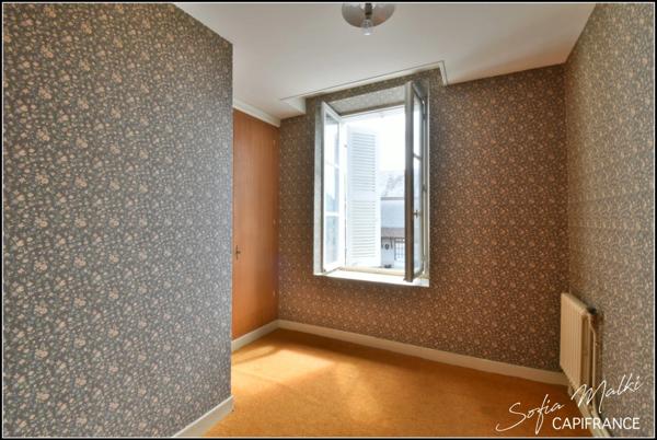 Maison à vendre 8 pièces PREVERANGES (18)