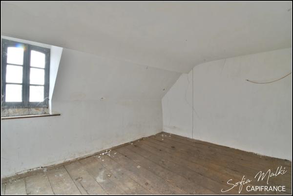 Maison à vendre 8 pièces PREVERANGES (18)