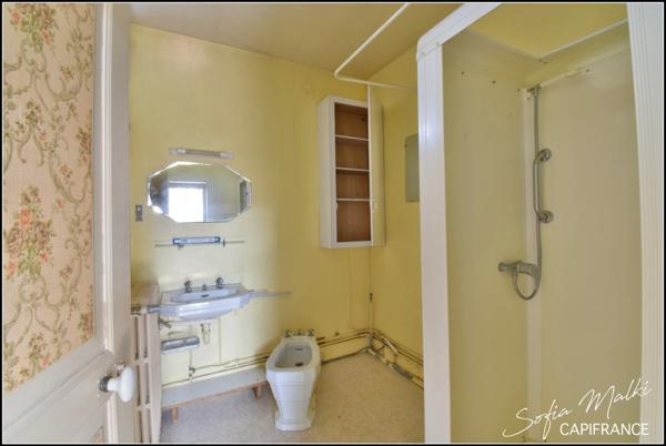 Maison à vendre 8 pièces PREVERANGES (18)