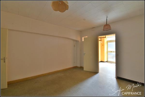 Maison à vendre 8 pièces PREVERANGES (18)