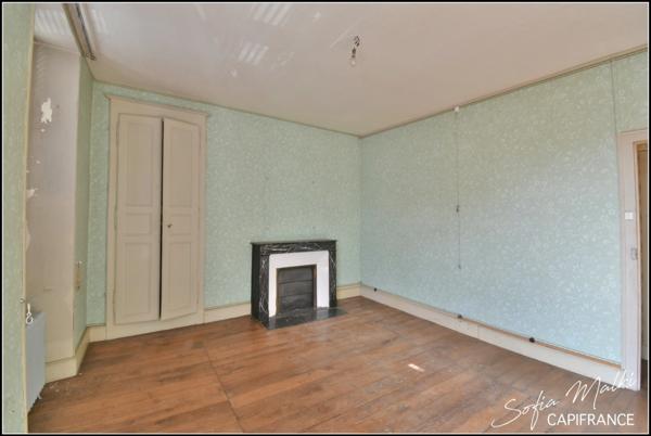 Maison à vendre 8 pièces PREVERANGES (18)