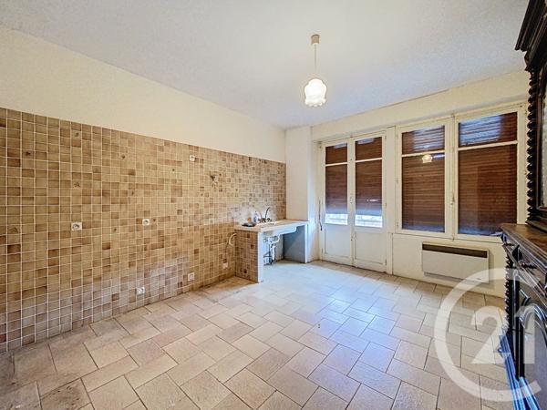 Maison à vendre  9 pièces - 245 m2 ST GIRONS - 09