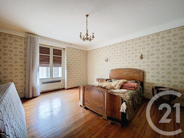 Maison à vendre  9 pièces - 245 m2 ST GIRONS - 09