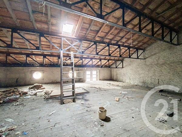 Maison à vendre  9 pièces - 245 m2 ST GIRONS - 09