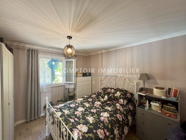 Maison
                                                                                                                                                                                                                                                                                                                        6 pièce(s)                                                                                                                                                                                                          3 chambre(s)                                                                                                                                                                                                          110  m²