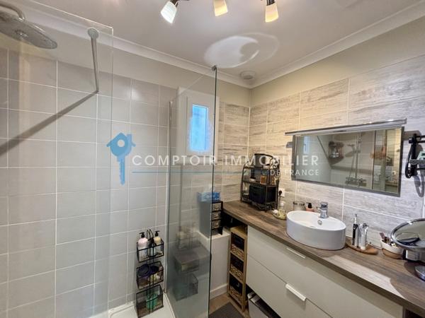 Maison
                                                                                                                                                                                                                                                                                                                        6 pièce(s)                                                                                                                                                                                                          3 chambre(s)                                                                                                                                                                                                          110  m²