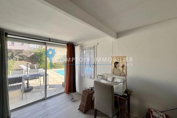 Maison
                                                                                                                                                                                                                                                                                                                        6 pièce(s)                                                                                                                                                                                                          3 chambre(s)                                                                                                                                                                                                          110  m²