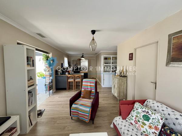 Maison
                                                                                                                                                                                                                                                                                                                        6 pièce(s)                                                                                                                                                                                                          3 chambre(s)                                                                                                                                                                                                          110  m²