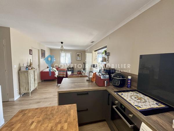 Maison
                                                                                                                                                                                                                                                                                                                        6 pièce(s)                                                                                                                                                                                                          3 chambre(s)                                                                                                                                                                                                          110  m²