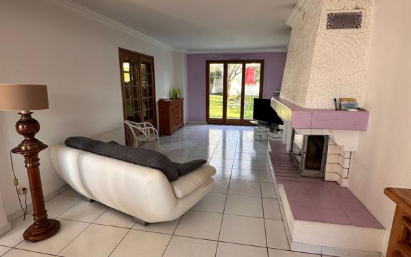 Maison à vendre    5 pièces • 150 m2 Arpajon