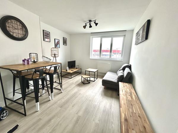 Appartement
                                                                                                                                                                                                                                                                                                                        2 pièce(s)                                                                                                                                                                                                          1 chambre(s)                                                                                                                                                                                                          45  m²