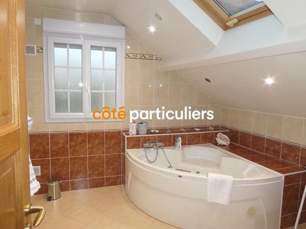 Vente Maison168 m² - 7 Pièces - VILLENEUVE LE ROI (94290)