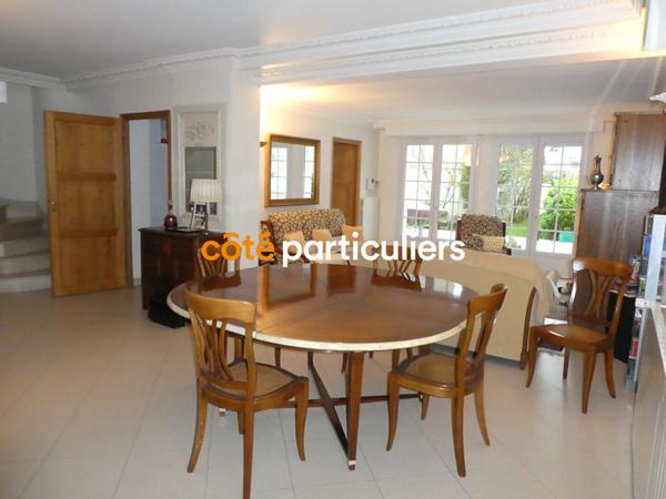 Vente Maison168 m² - 7 Pièces - VILLENEUVE LE ROI (94290)