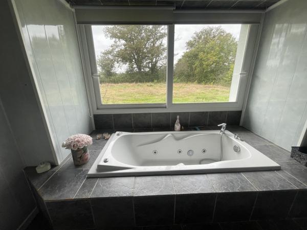 Vente Maison176 m² - 6 Pièces - MORLAC (18170)