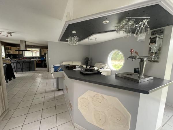 Vente Maison176 m² - 6 Pièces - MORLAC (18170)