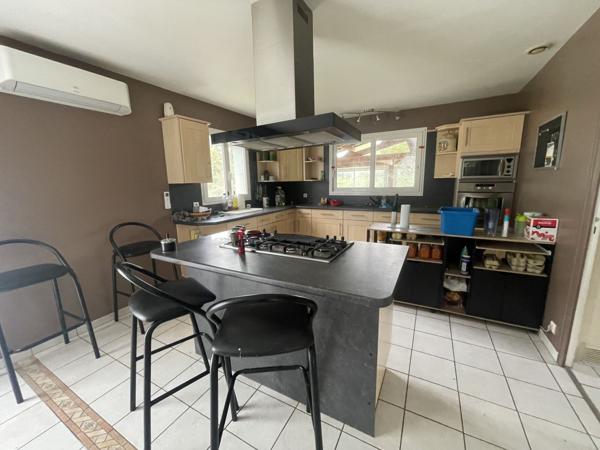 Vente Maison176 m² - 6 Pièces - MORLAC (18170)