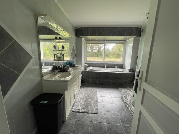 Vente Maison176 m² - 6 Pièces - MORLAC (18170)