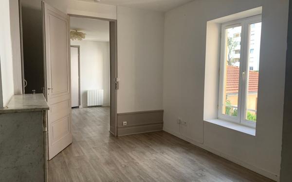 Appartement à vendre    2 pièces •  Lyon 3