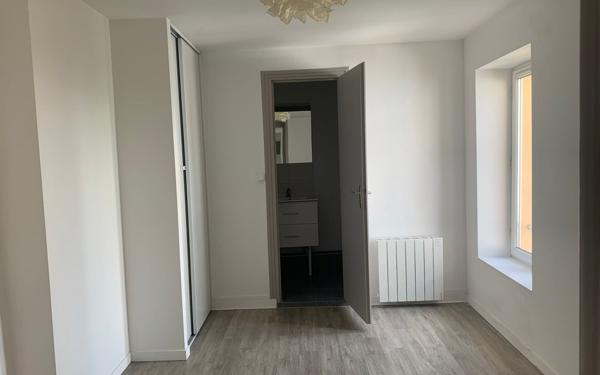 Appartement à vendre    2 pièces •  Lyon 3
