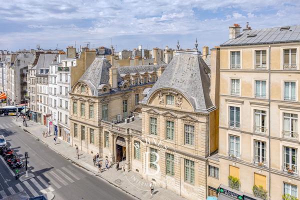 Paris 4ème, Appartement 1 Chambre -  65 m² à vendre