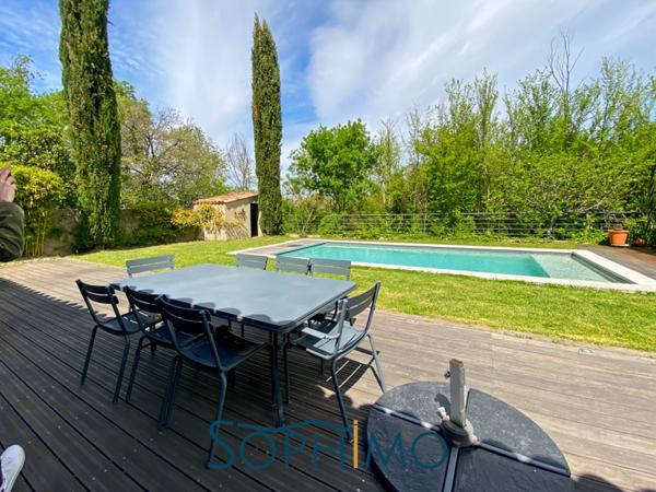 Le Puy-Sainte-Réparade (13610) Maison familiale contemporaine, calme absolu