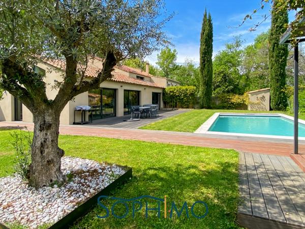 Le Puy-Sainte-Réparade (13610) Maison familiale contemporaine, calme absolu