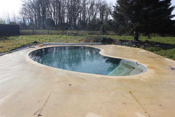 Oroix (65320) MAISON DE VILLAGE-DEPENDANCES